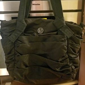 Lululemon Triumphant Black Ruffled Bag